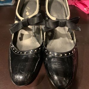 Naturalizer Mary Janes 8.5